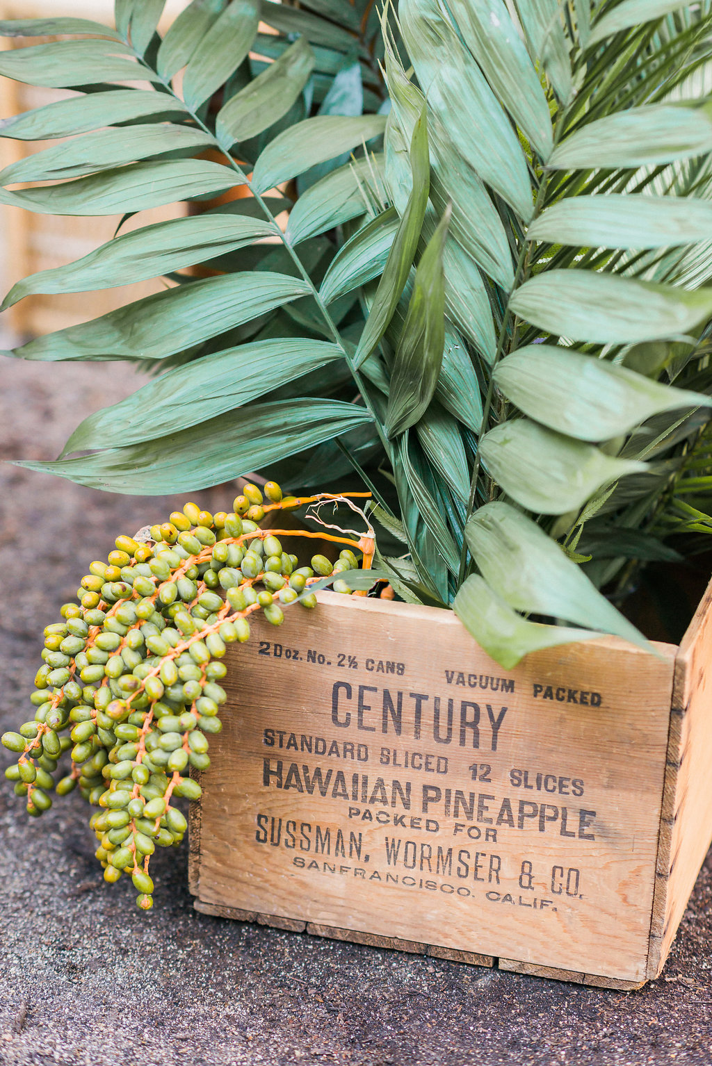 "Obtain a vintage look by using an old typewriter as a focal point or even displaying a sign or menu on one. Wicker baskets and wicker peacock chairs bring the tropical vibes and are even a way to go for a more subtle tropical feel."