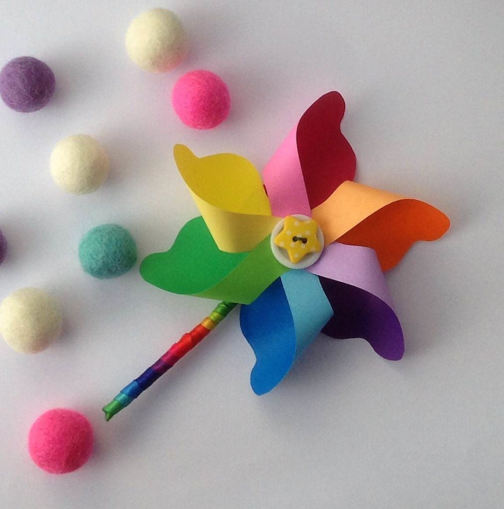 How to have a colourful wedding with Flipside Bride buttonholes