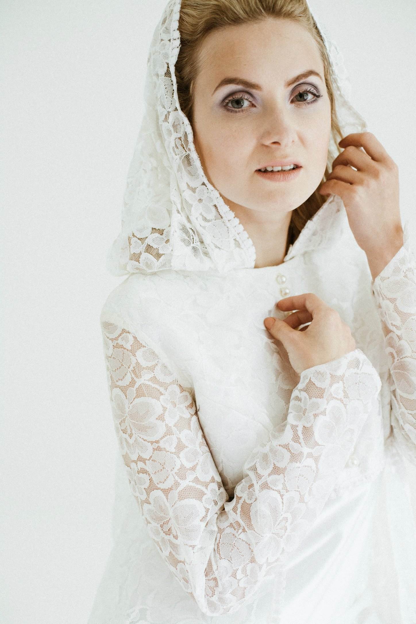 Unique Bride Look Book-37