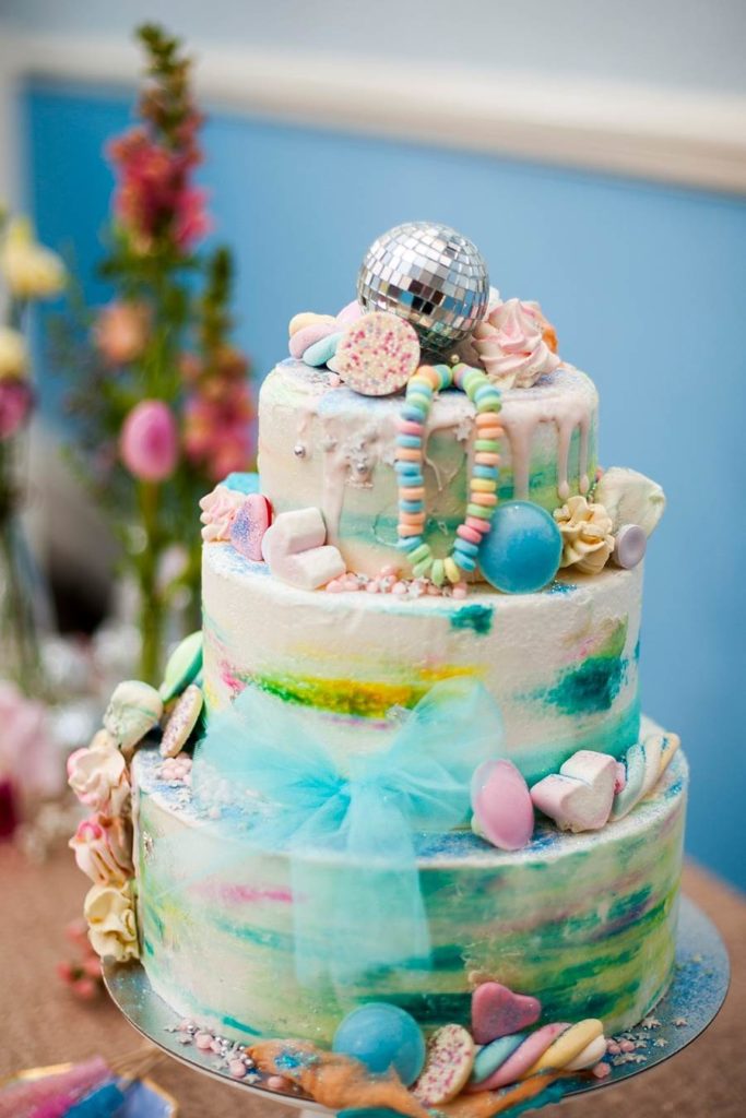 A pastelled coloured vintage prom wedding shoot