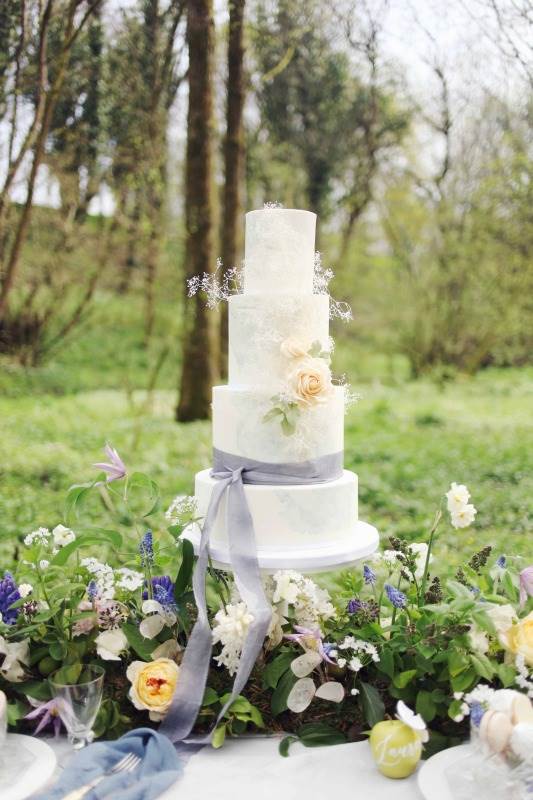 A woodland fairy tale wedding
