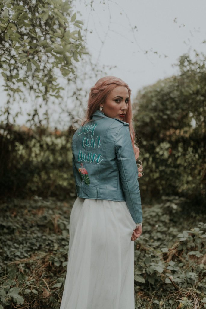 Bridal Inspiration with Lucy Can't Dance in a forest bath tub