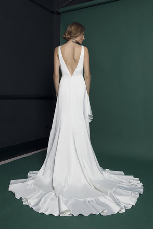 2018 Bridal Trends as seen at White Gallery and London Bridal Week