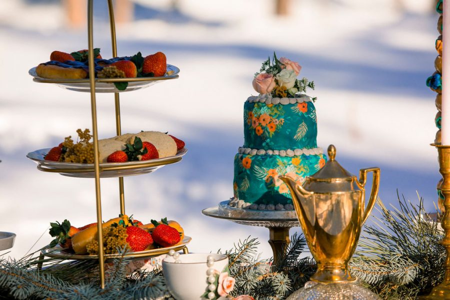 Outdoor Winter Wedding Inspiration with Turquoise and Gold Touches