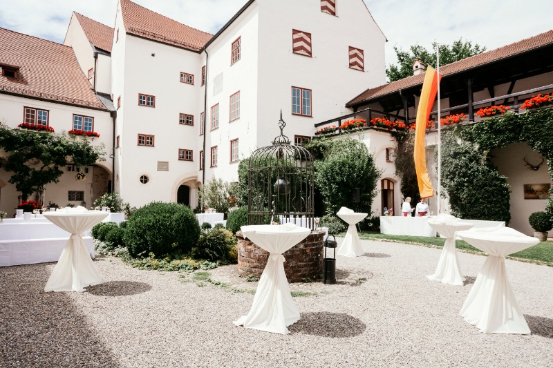 Castle Wedding in Germany with Intimate Relaxed Vibes