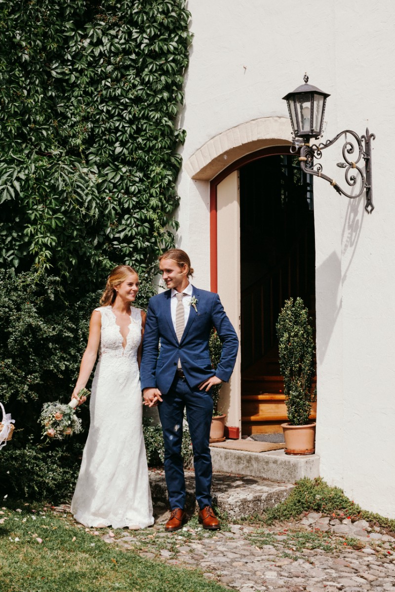 Castle Wedding in Germany with Intimate Relaxed Vibes