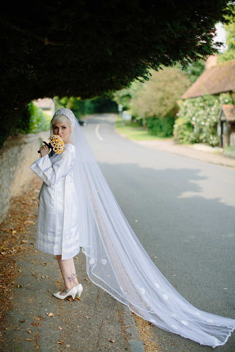 1960's Wedding Inspiration with Daisy Details and Button Bouquets