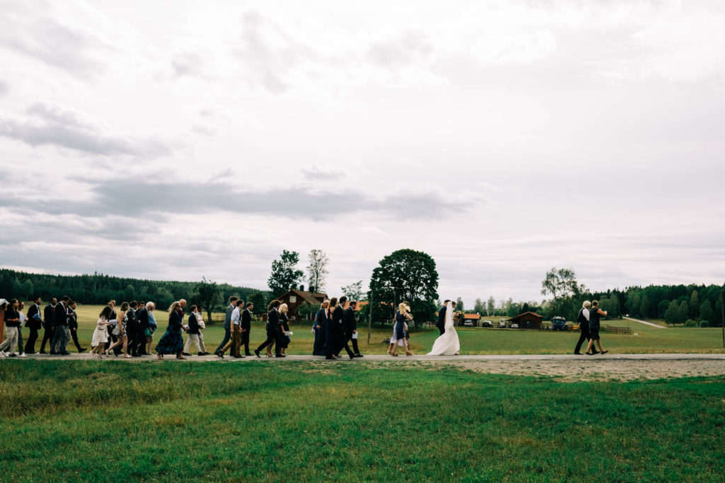 Relaxed Garden Wedding in Sweden With Traditional Vibes