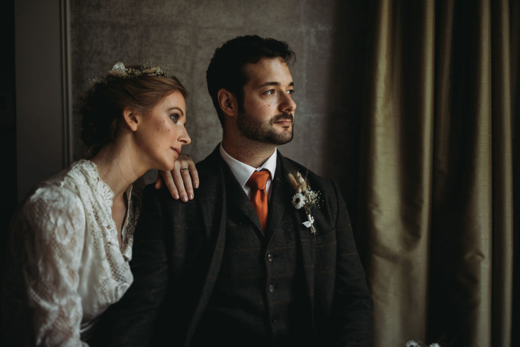 Ethical Vintage Elopement in Cambridge With 1940's Dress and Styling