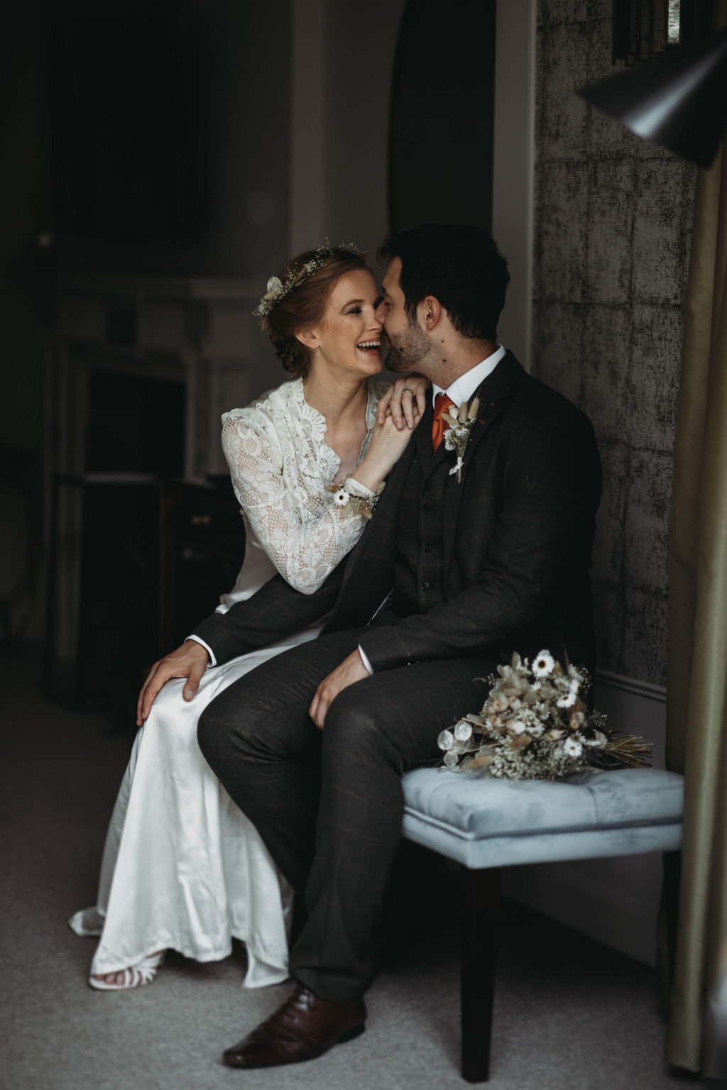 Ethical Vintage Elopement in Cambridge With 1940's Dress and Styling