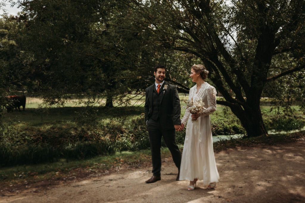 Ethical Vintage Elopement in Cambridge With 1940's Dress and Styling