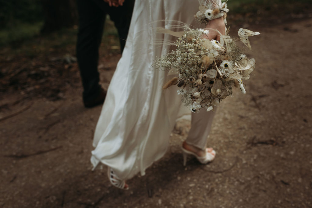 Ethical Vintage Elopement in Cambridge With 1940's Dress and Styling