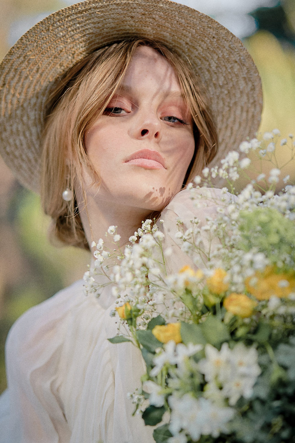 Luxury Picnic Wedding With Chic Victorian Inspiration