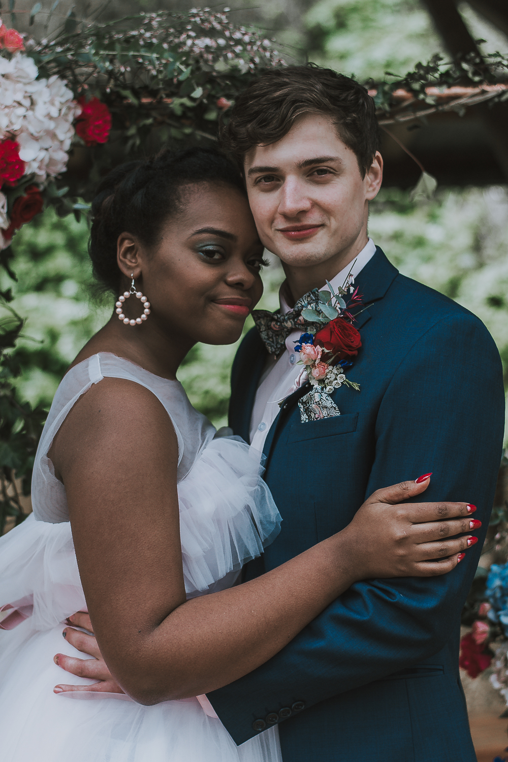 Chintzy Vintage Wedding Inspiration with William Morris Alternative Style 