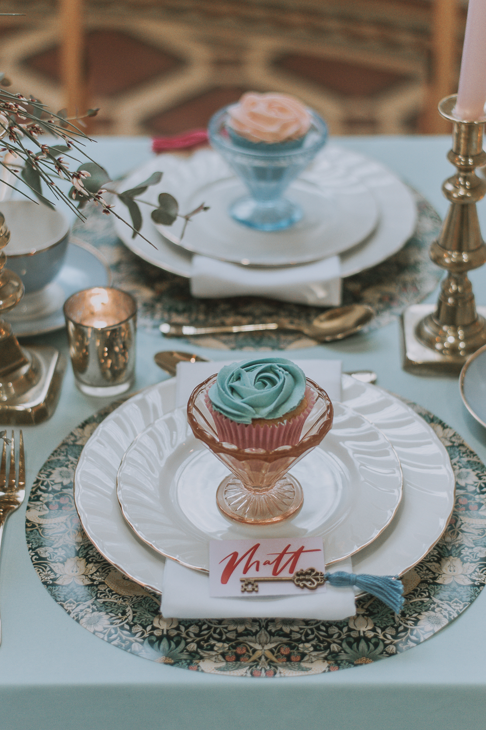 Chintzy Vintage Wedding Inspiration with William Morris Alternative Style 