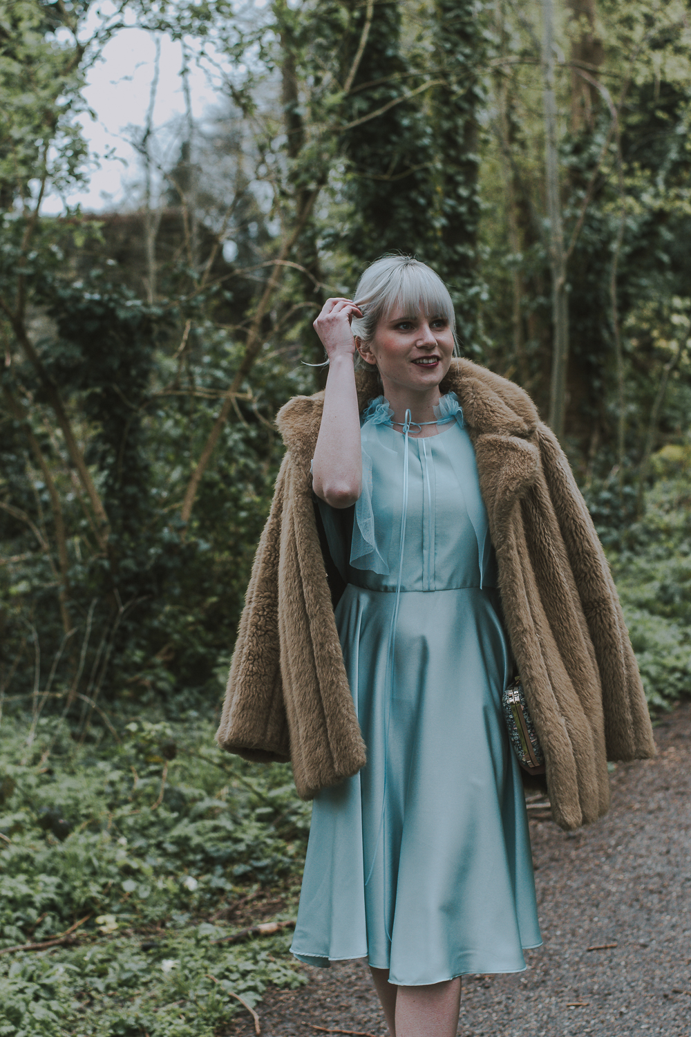 Chintzy Vintage Wedding Inspiration with William Morris Alternative Style