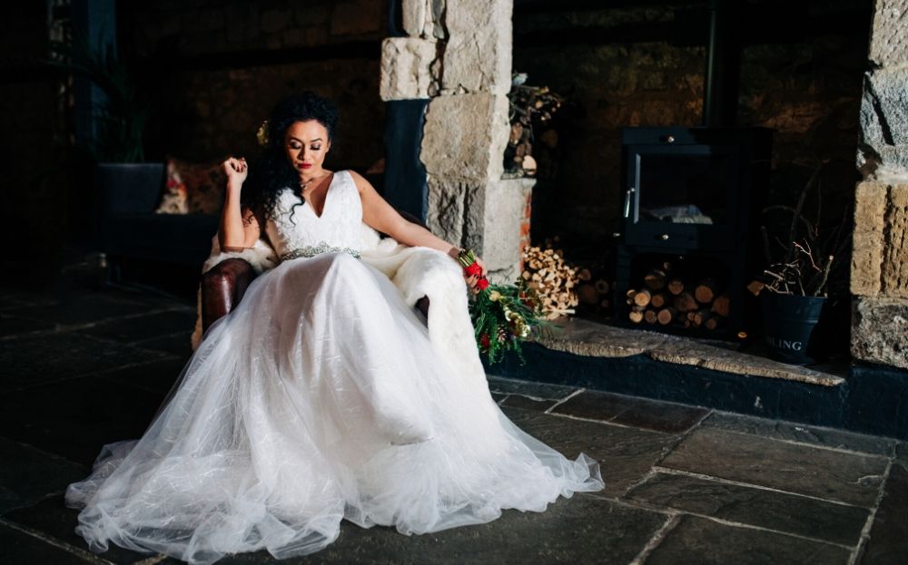 True Christmas Wedding Inspiration at Arreton Manor, Isle of Wight