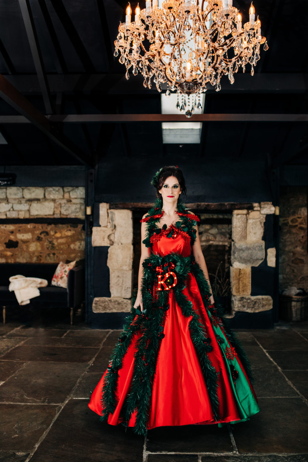 True Christmas Wedding Inspiration at Arreton Manor, Isle of Wight