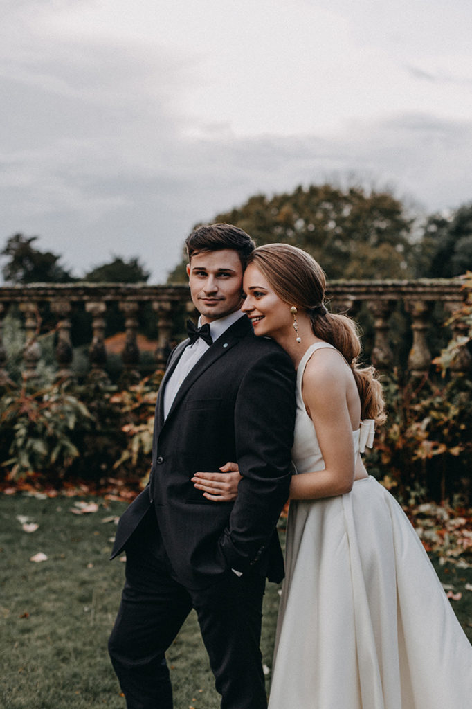 Luxurious Romantic Wedding At Hale Park With Simple Chic Dresses