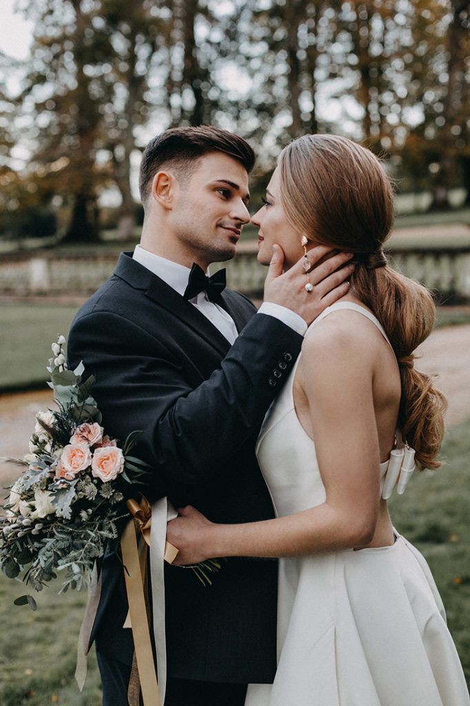 Luxurious Romantic Wedding At Hale Park With Simple Chic Dresses