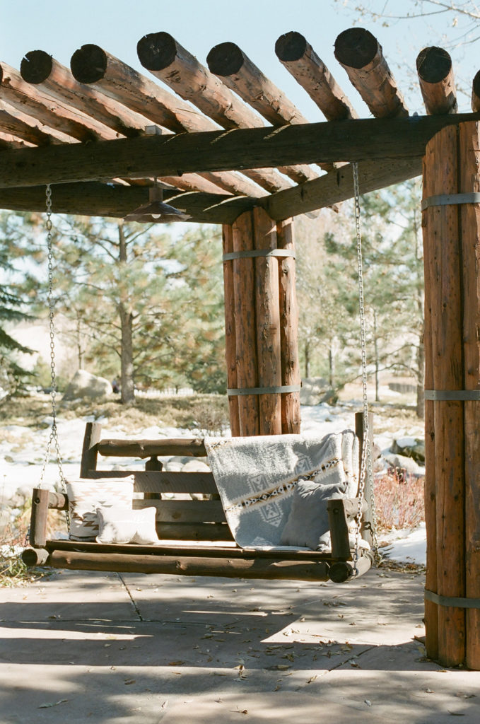 Chic Mountain Ranch Winter Wedding at Albert’s Lodge, Colorado, USA