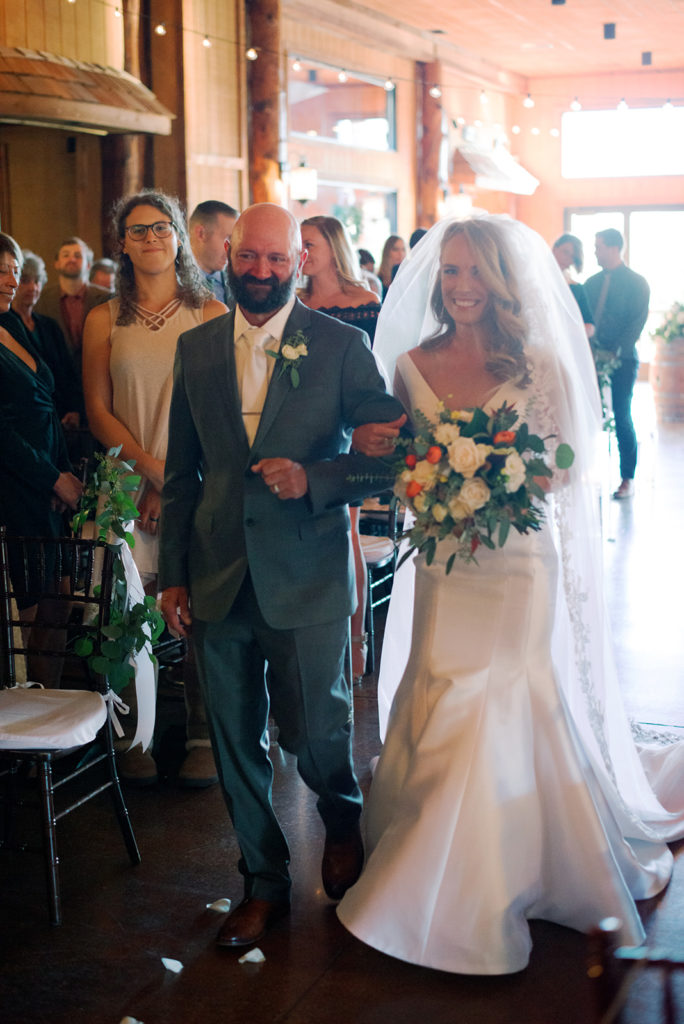 Chic Mountain Ranch Winter Wedding at Albert’s Lodge, Colorado, USA