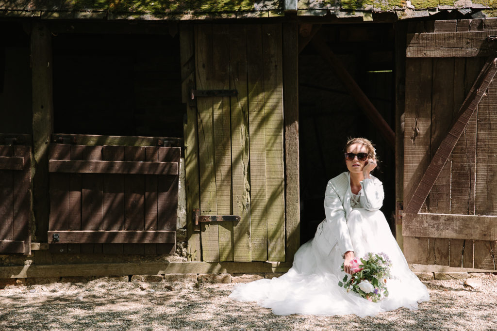 Rustic Elegant Wedding Inspiration at Sulgrave Manor, Northamptonshire