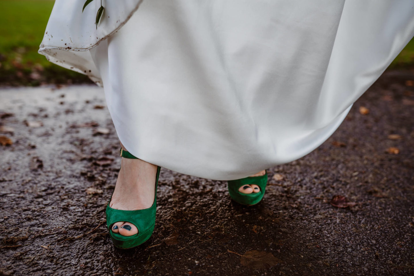 Intimate Modern Vintage Marquee Wedding In Allington, Wiltshire