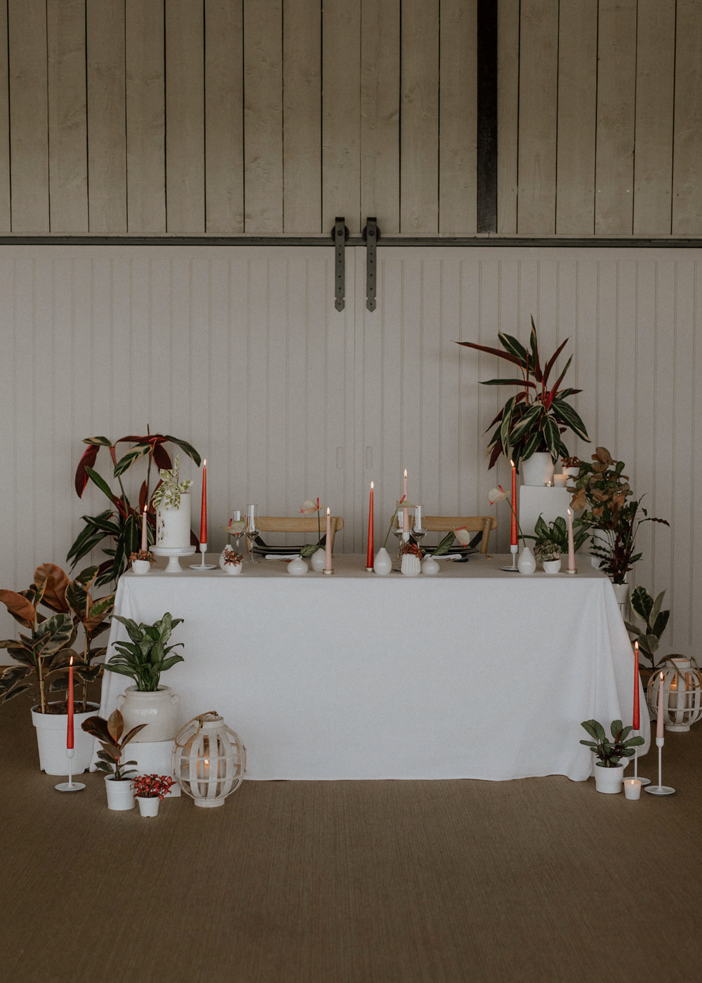 Modern Botanical Outdoor Wedding Inspiration at Primrose Hill Farm, Oxfordshire