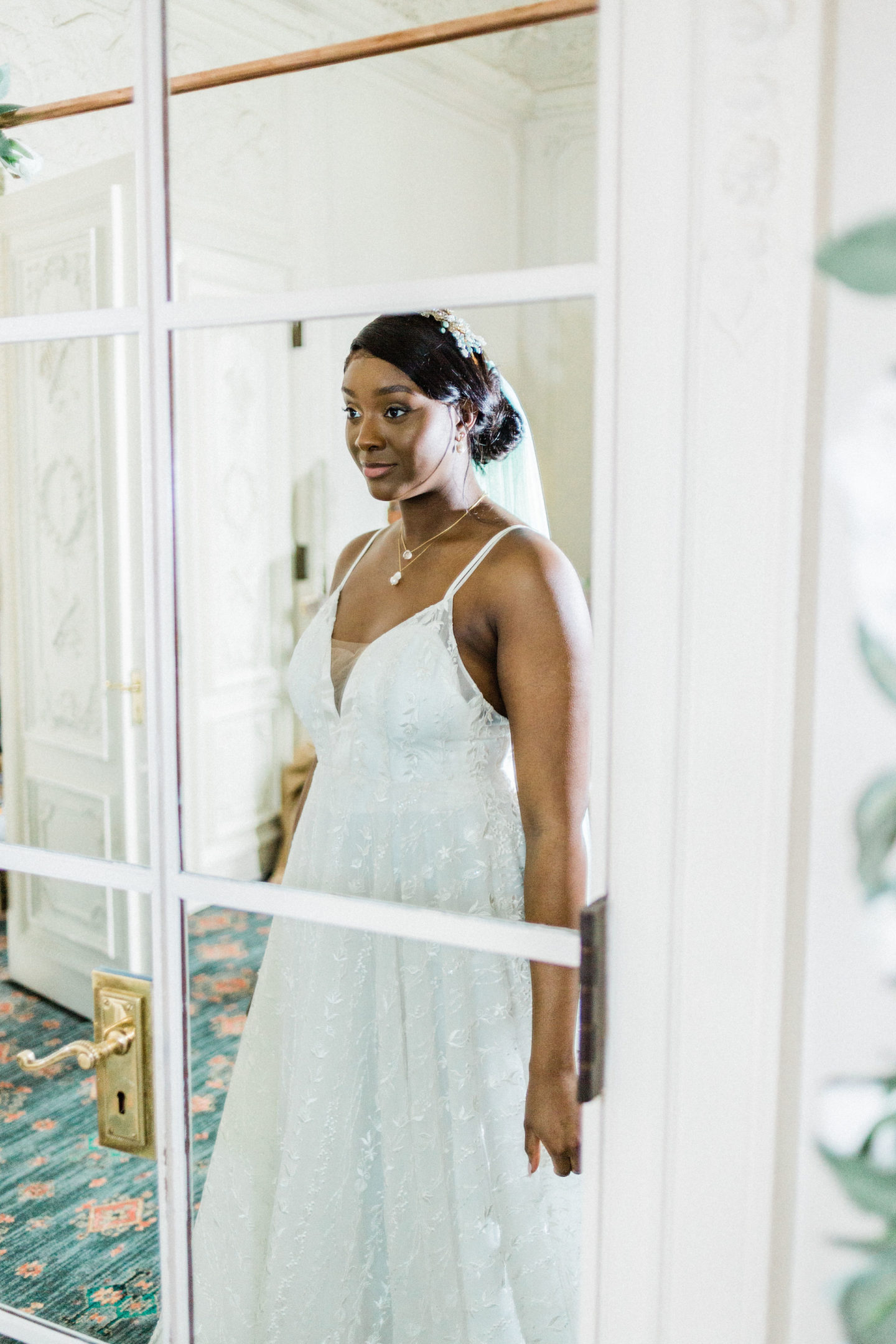 Mint and Gold Wedding With Italian Inspired Styling At The Warren House, Surrey