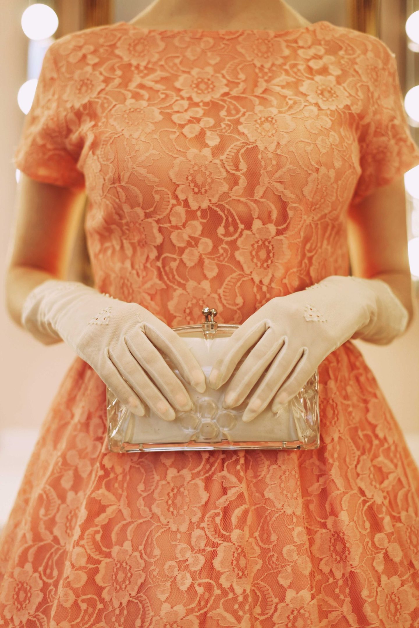 Vintage Wedding Dresses; 5 Bridal Looks For Your 1950's Wedding