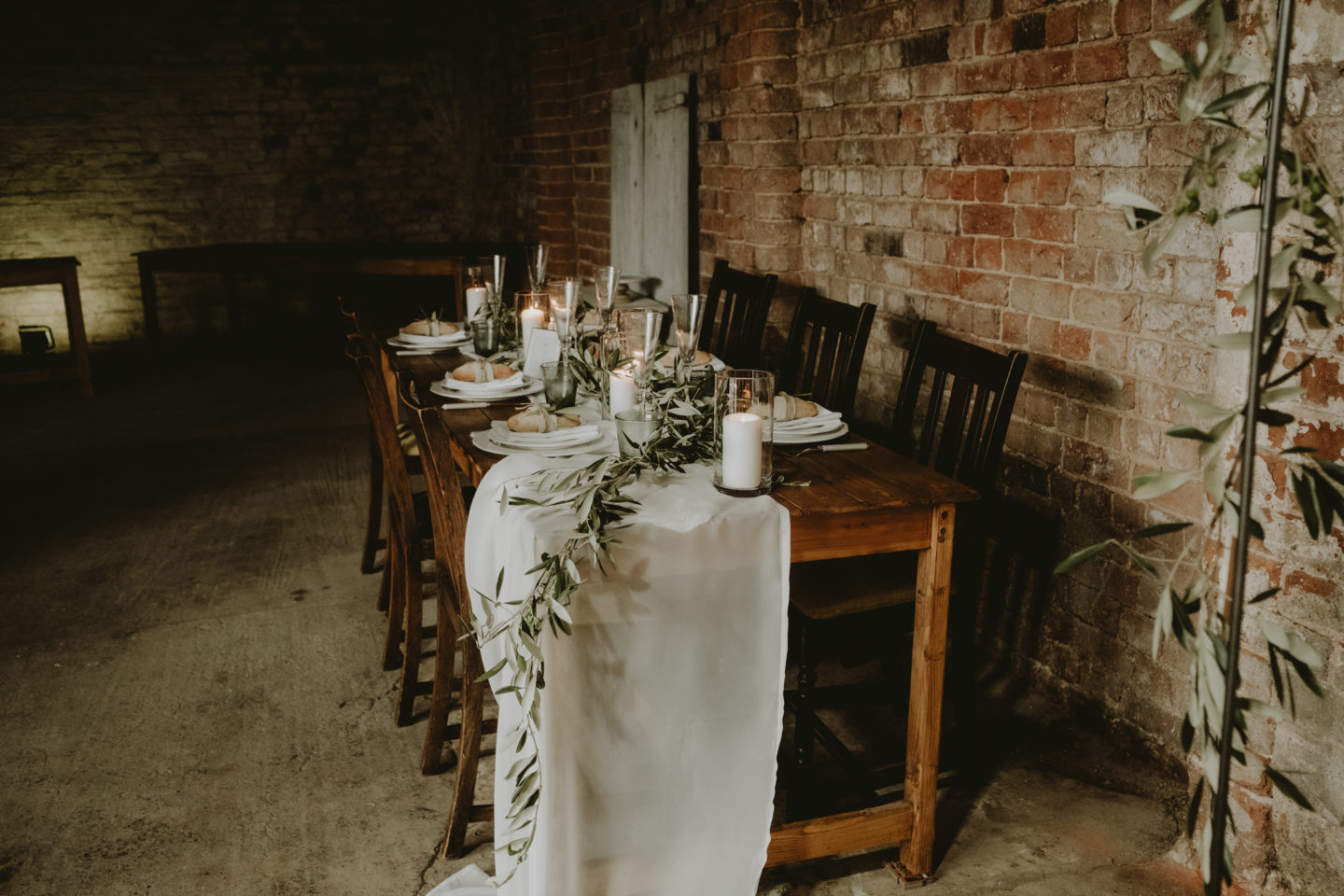 Romantic Intimate Wedding Inspiration With Vintage Vibes At Manor Farm