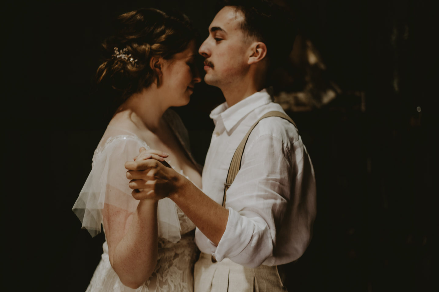 Romantic Intimate Wedding Inspiration With Vintage Vibes At Manor Farm