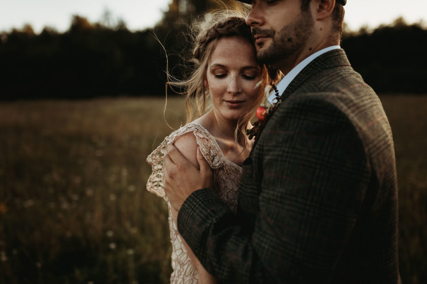 Eco-Weddding At Wellington Wood With Autumn Folklore Vibes