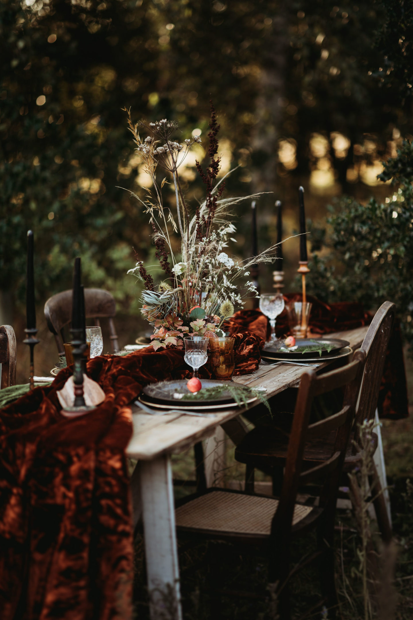 Eco-Weddding At Wellington Wood With Autumn Folklore Vibes