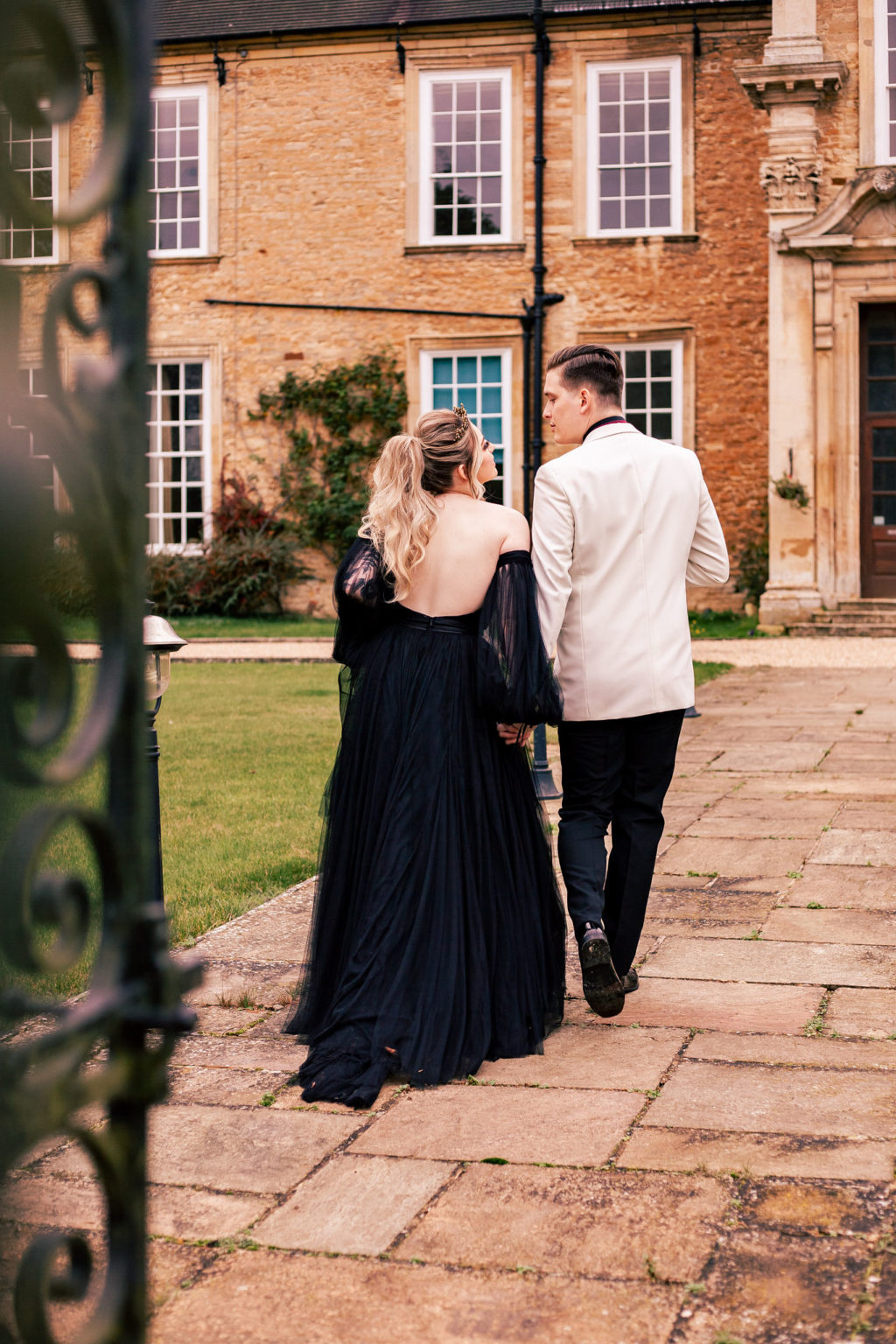 Eclectic Wedding Inspiration With Colour Pop Styling At Hinwick Hall Northamptonshire