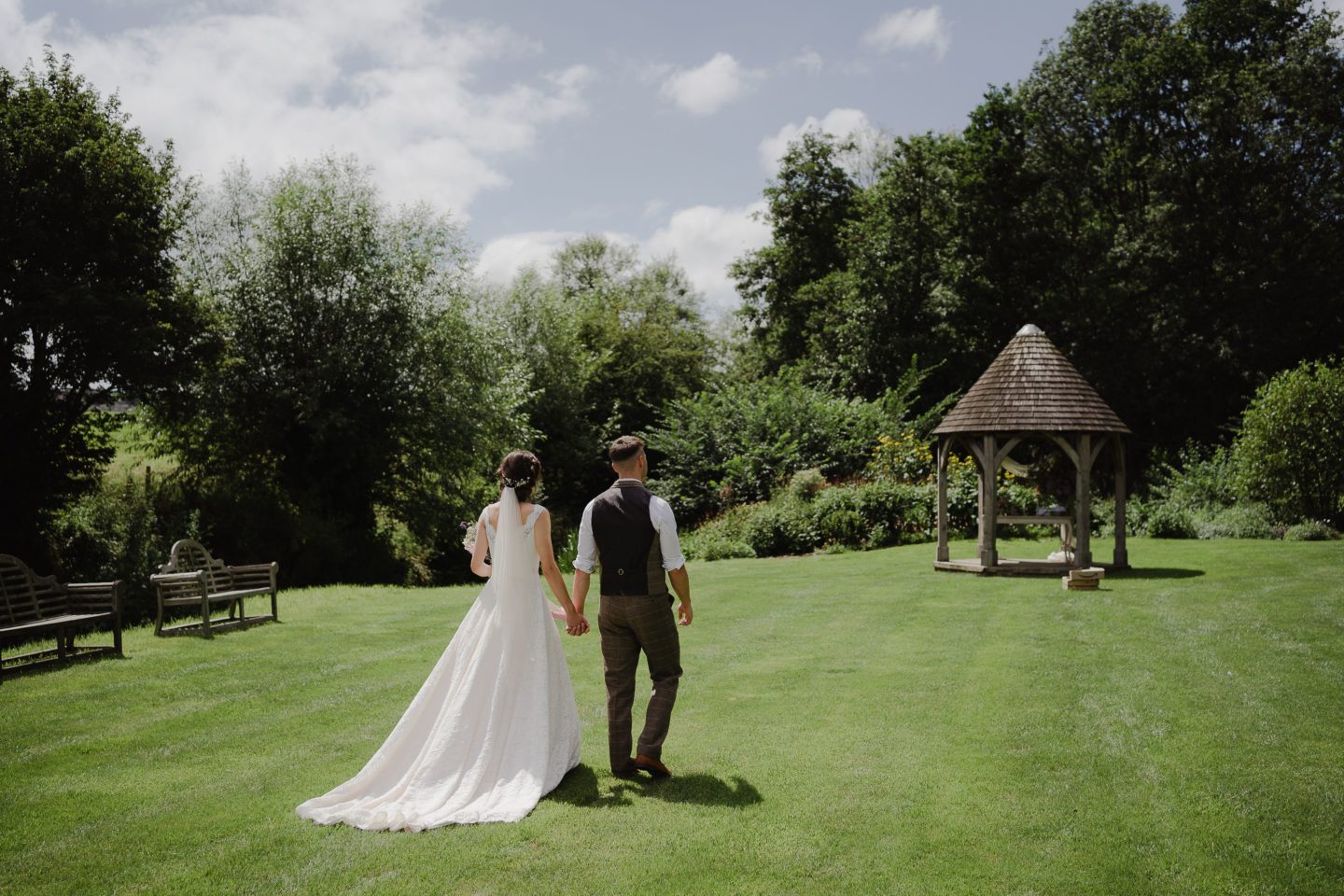 An Intimate Luxury Elopement With Romantic Vibes At Priston Mill, Somerset