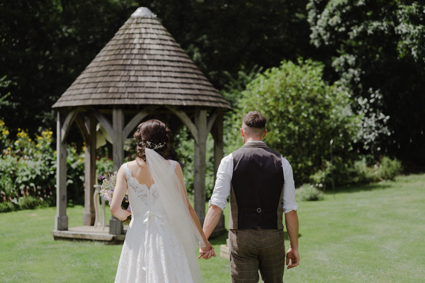 An Intimate Luxury Elopement With Romantic Vibes At Priston Mill, Somerset