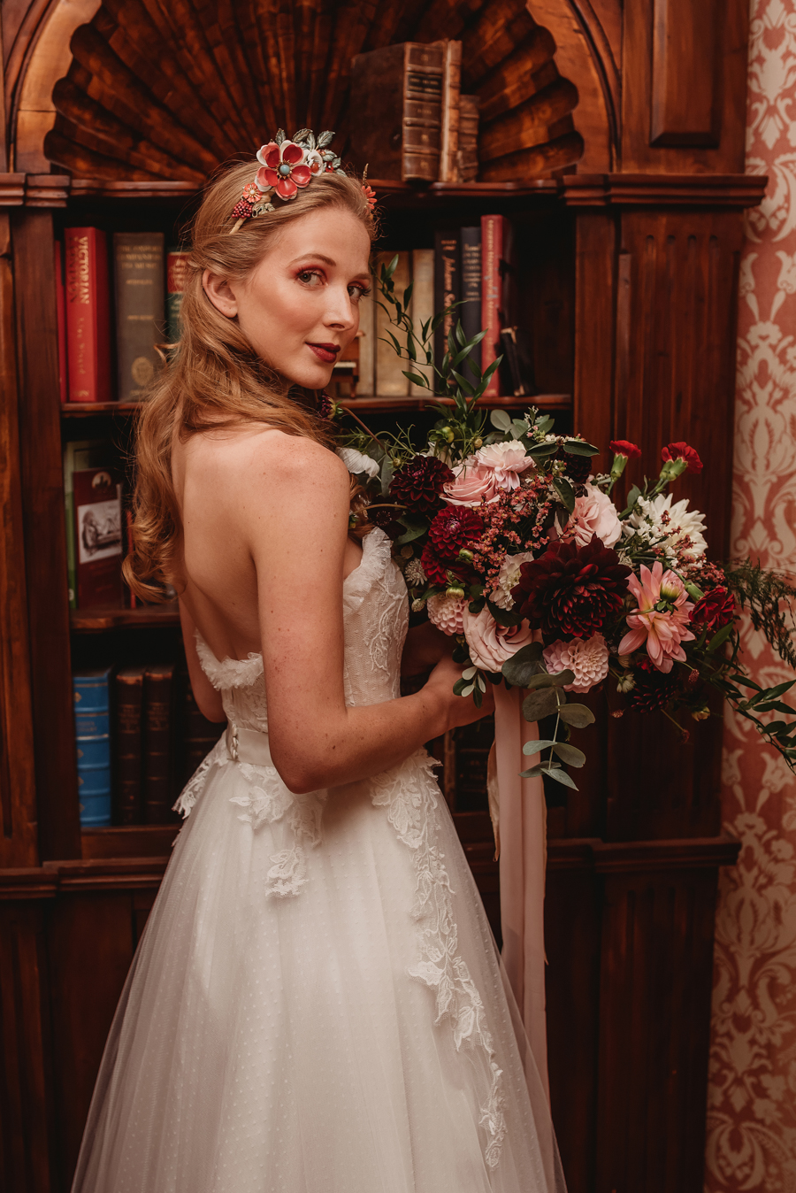 Traditional Country House Christmas Wedding in Cambridgeshire