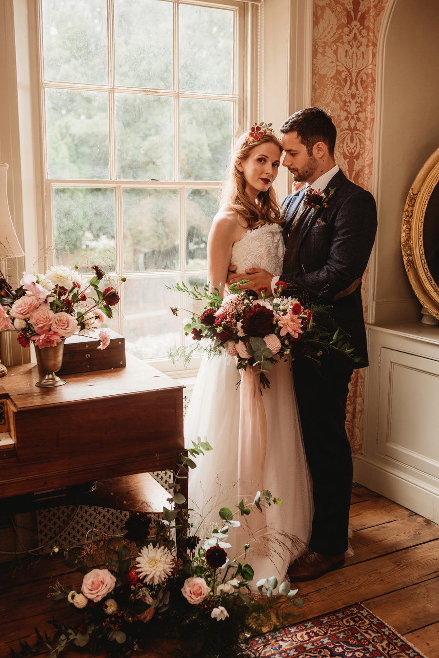 Traditional Country House Christmas Wedding in Cambridgeshire