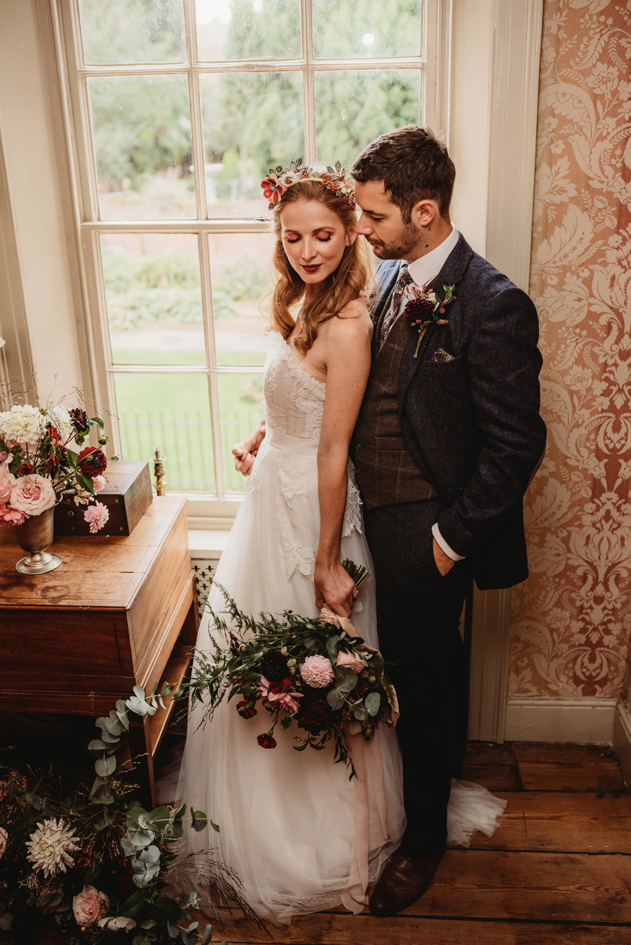 Traditional Country House Christmas Wedding in Cambridgeshire