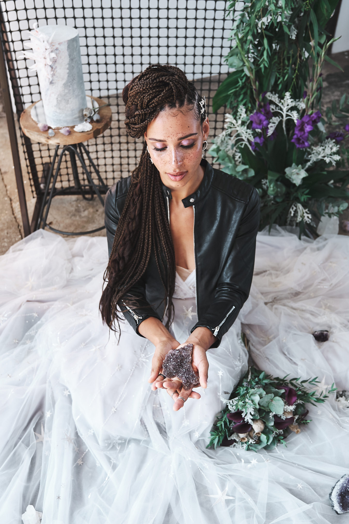 Industrial Luxe Wedding With Celestial Vibes At The Old Joinery, Essex -  Magpie Wedding