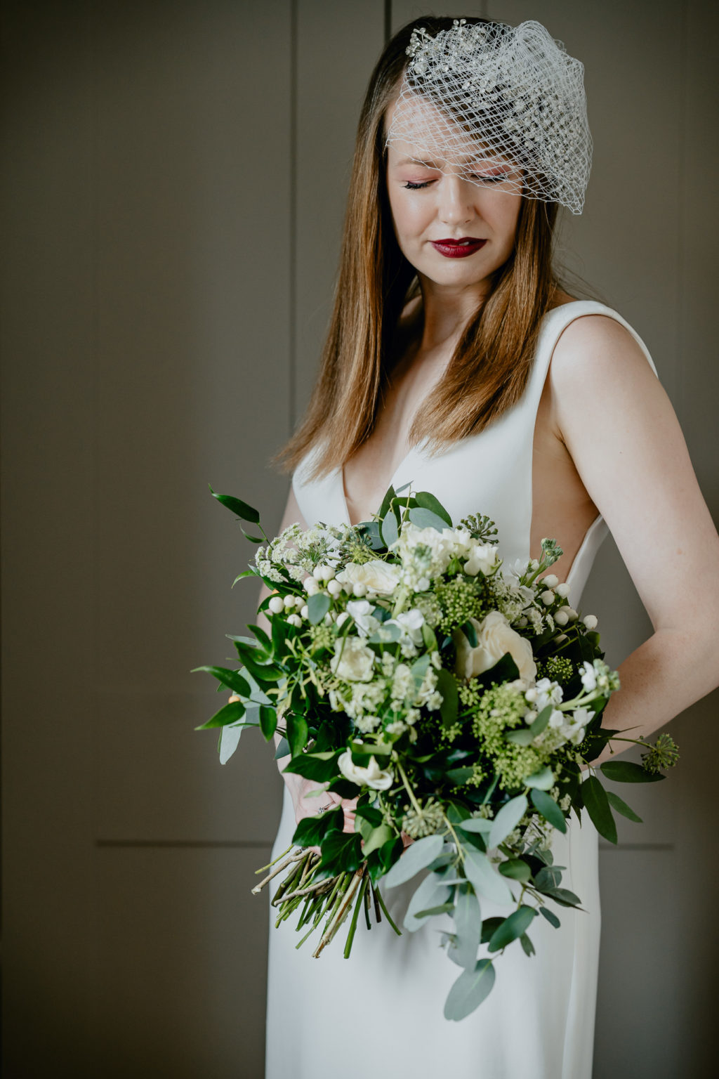 Elegant Black Tie Wedding With Hollywood Glamour At Wadhurst Castle, Kent