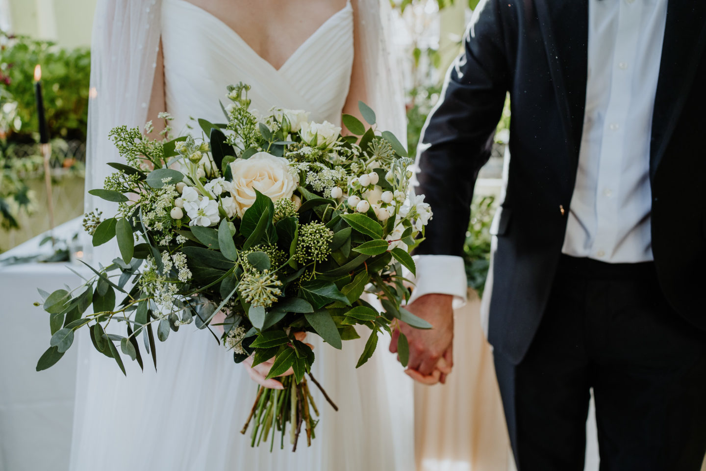 Elegant Black Tie Wedding With Hollywood Glamour At Wadhurst Castle, Kent