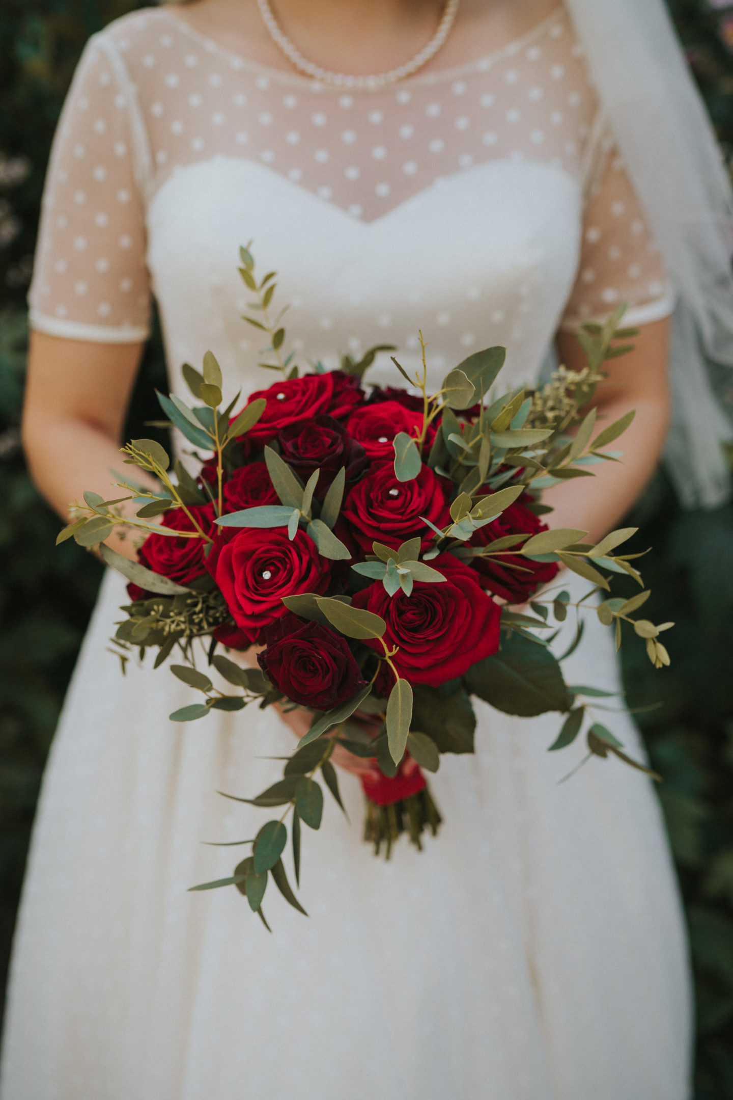 Intimate Ethical DIY Wedding With Vegan Food and Vintage Vibes