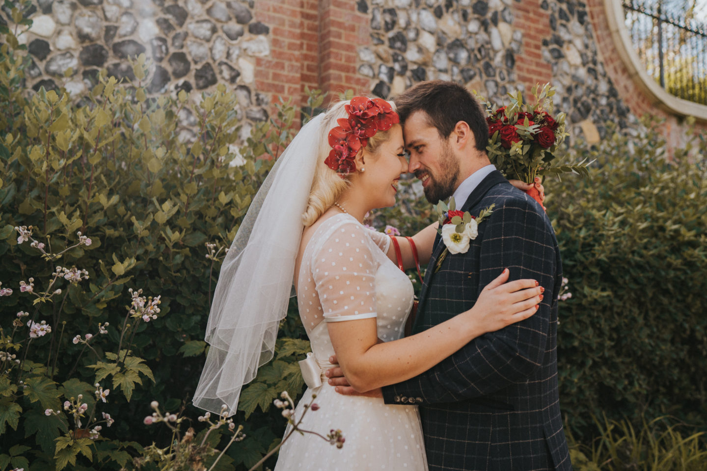 Intimate Ethical DIY Wedding With Vegan Food and Vintage Vibes