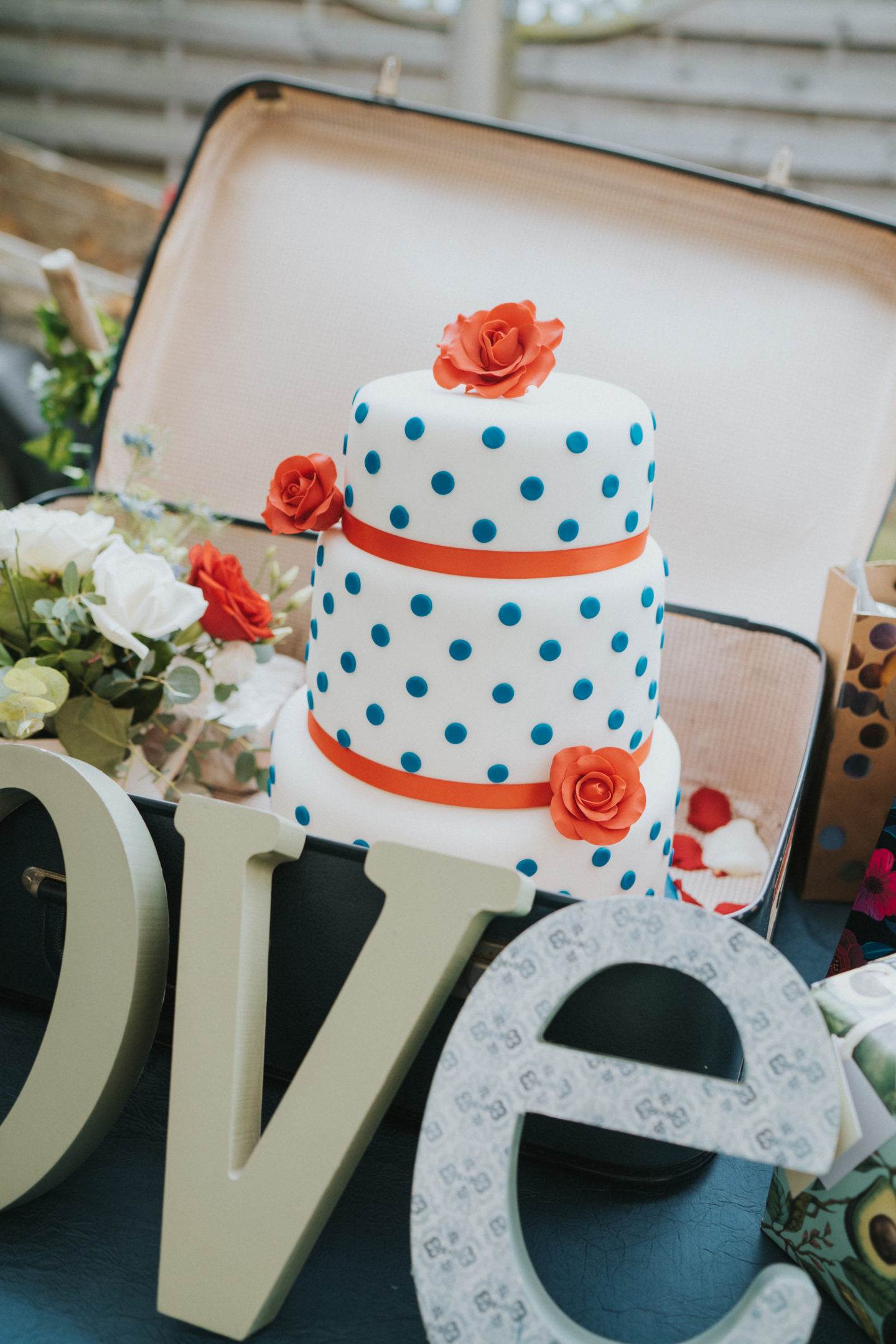 Intimate Ethical DIY Wedding With Vegan Food and Vintage Vibes