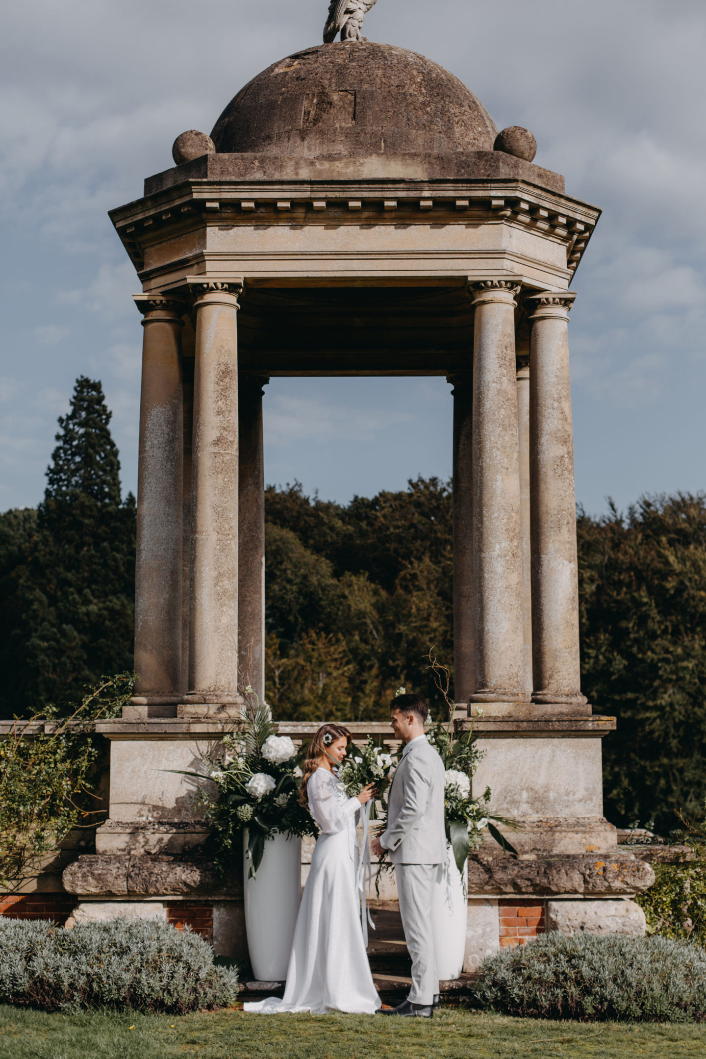 Contemporary Luxe Wedding with Chic Wedding Dress At Sennowe Park, Norfolk