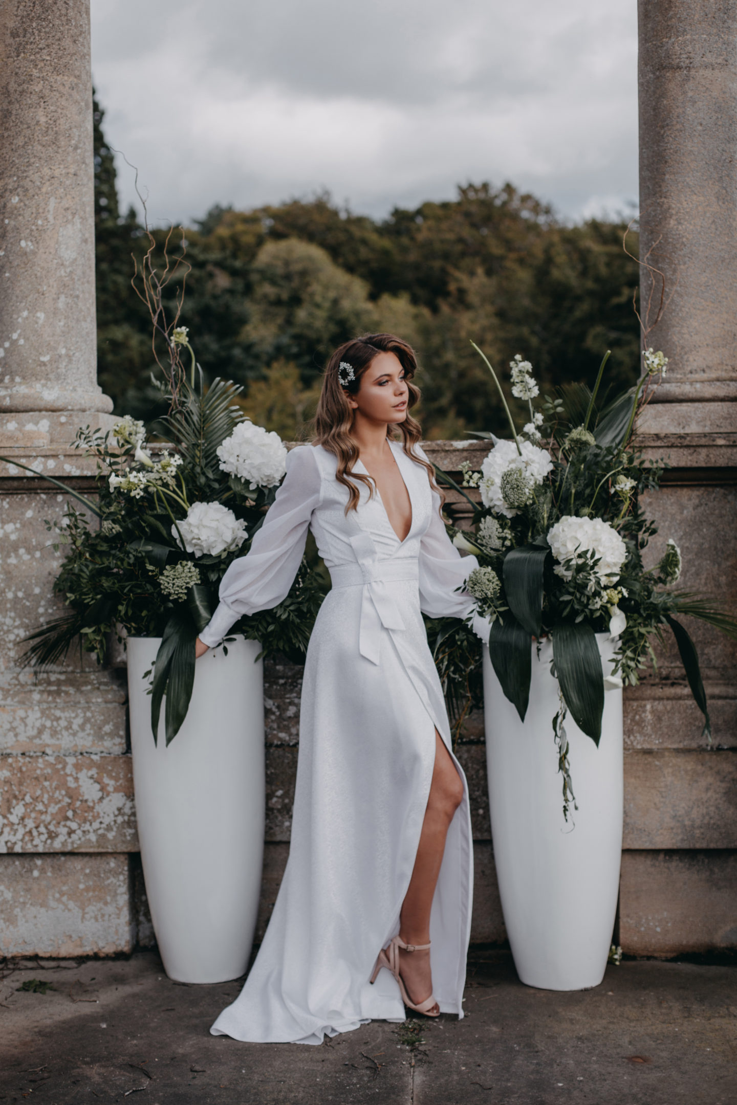 Contemporary Luxe Wedding with Chic Wedding Dress At Sennowe Park, Norfolk