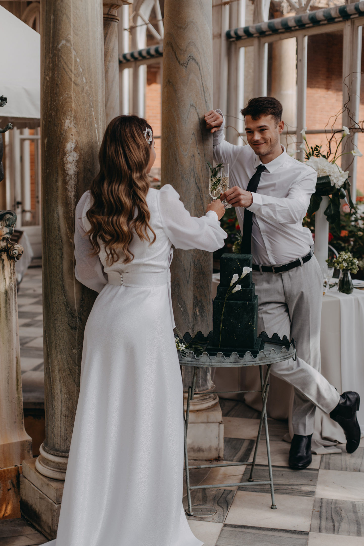 Industrial Luxe Wedding With Celestial Vibes At The Old Joinery, Essex -  Magpie Wedding